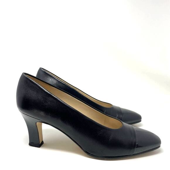 Etienne Aigner Black Leather Heels Vintage 8.5 - Picture 1 of 10